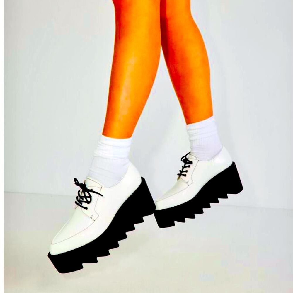 NWOB Gorgeous Jeffery Campbell White Patent LeatherOxfords